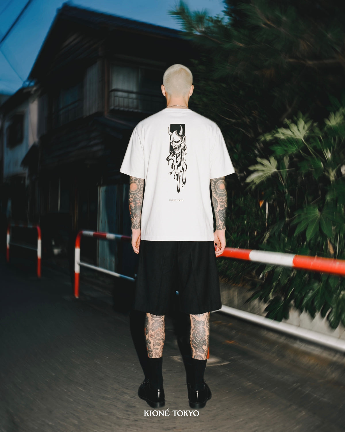 FIRST 53 TEE